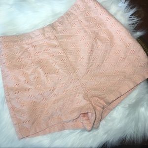 Forever 21 M peach high waisted shorts